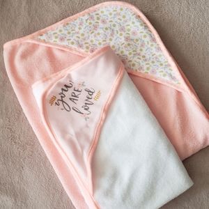 NEW Baby Girl Bath towels 2 pack